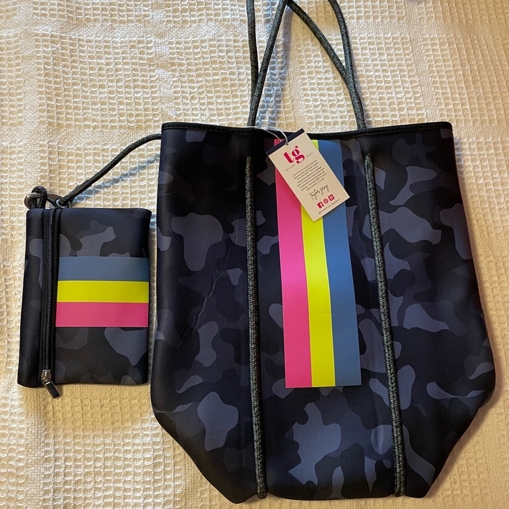 Taylor Gray Presley Tote and Wallet